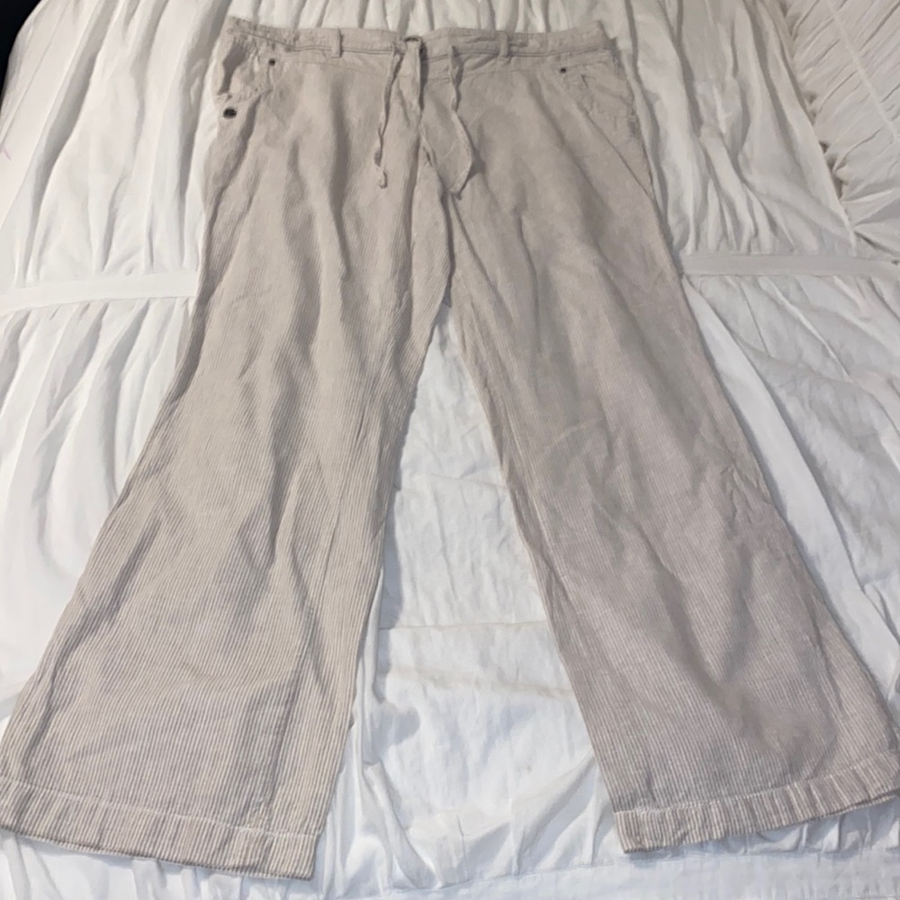 White and beige linen slacks